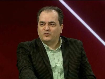 قیمه‌ها در ماست‌ها