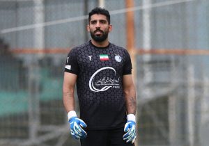گلر استقلال به تراکتور می‌رسد
